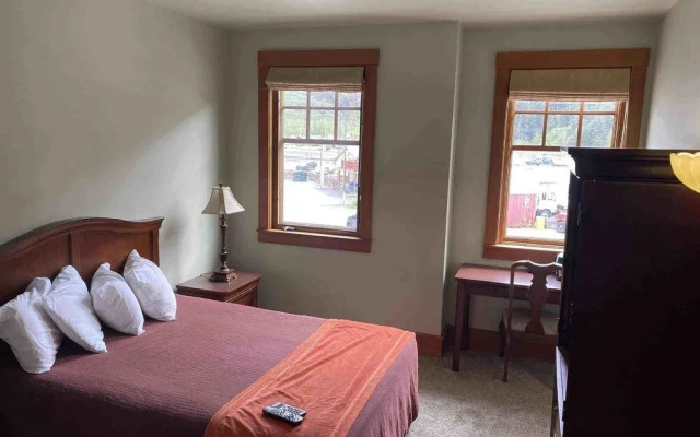 The Inn at Whittier