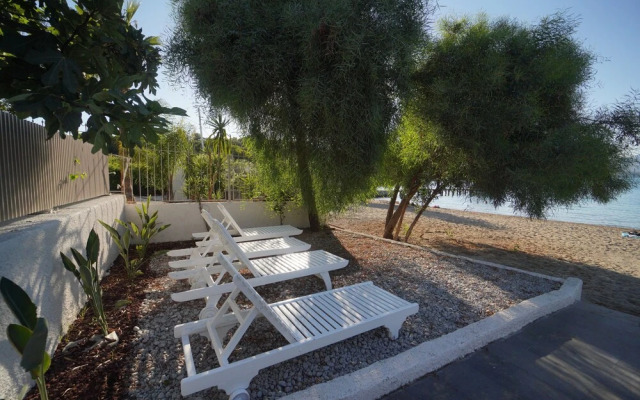 Icon Beach Suites Hotel