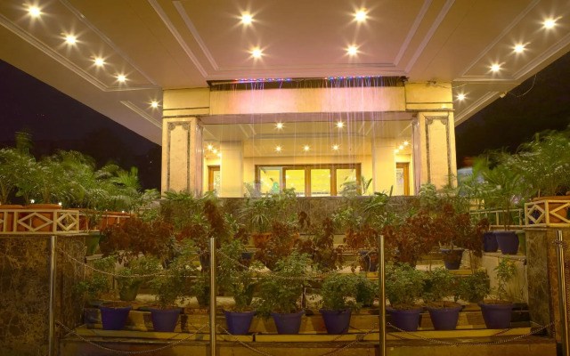 Gemini Continental Lucknow