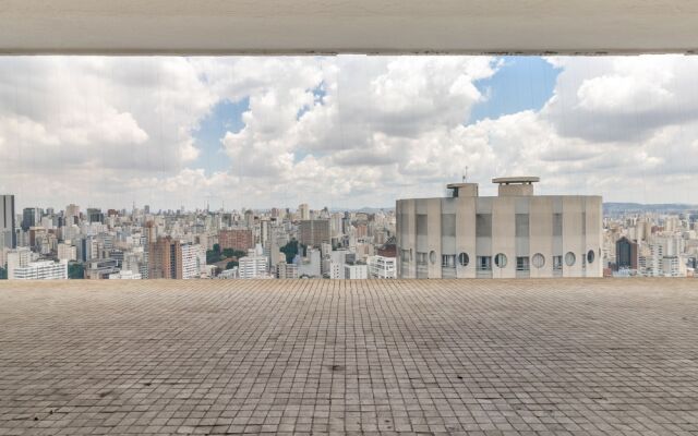 Akile Homes experiences Geek