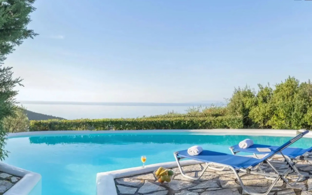 Agios Nikitas Villas