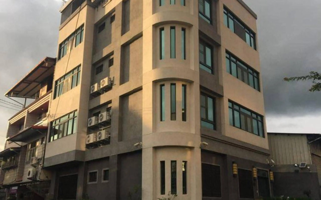 雅如小築電梯民宿