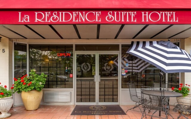 La Residence Suite Hotel