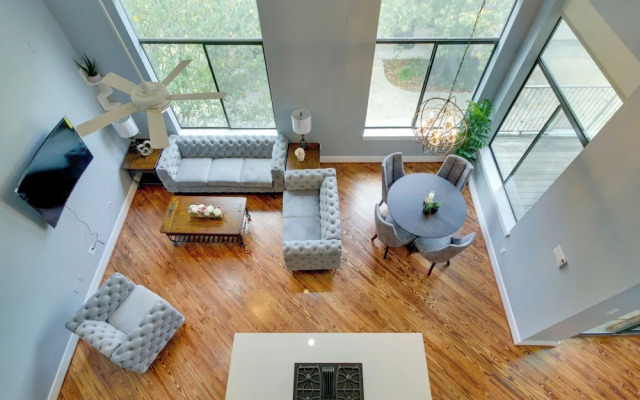 Spacious Eado Getaway < 1 Mi to Toyota Center!