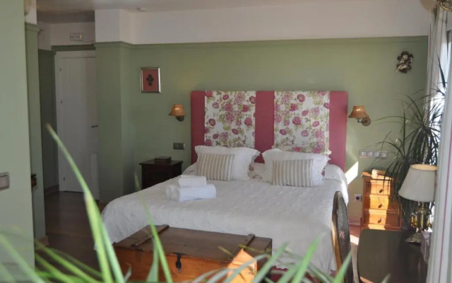Welcome Inn Nerja