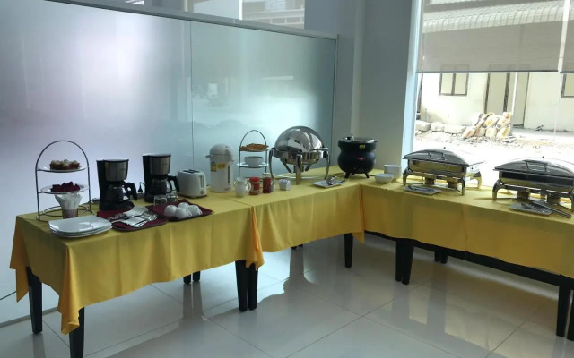 Golden Apple Hotel Two