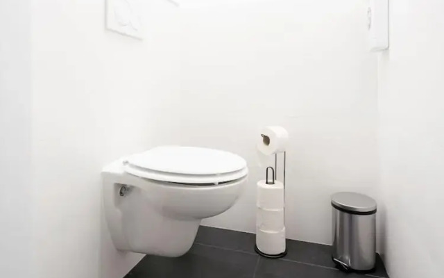 Robin Wood Apartment