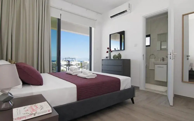 Theresa Paralimni in Paralimni