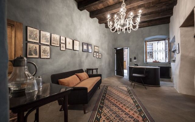Goldenstern Townhouse