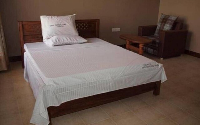 Mara Courtyard Lodge