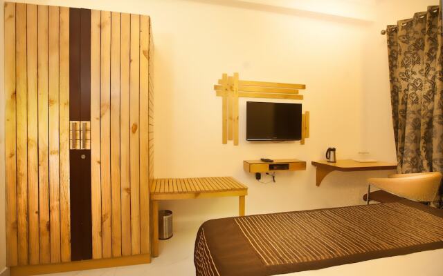 Capital O 325 Hotel Silver Star