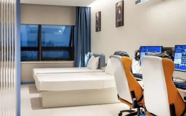 WanYoo Esports Hotel (Shanghai Hongqiao Hub Shishang Tiandi)