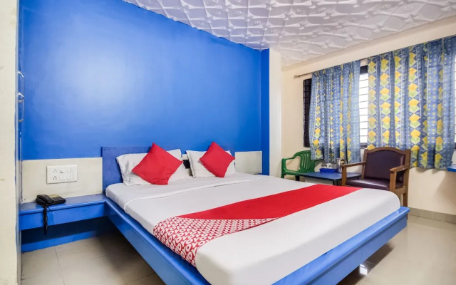 OYO 48043 Hotel Godavari