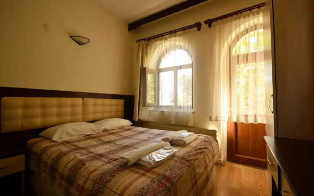 Sena Hotels