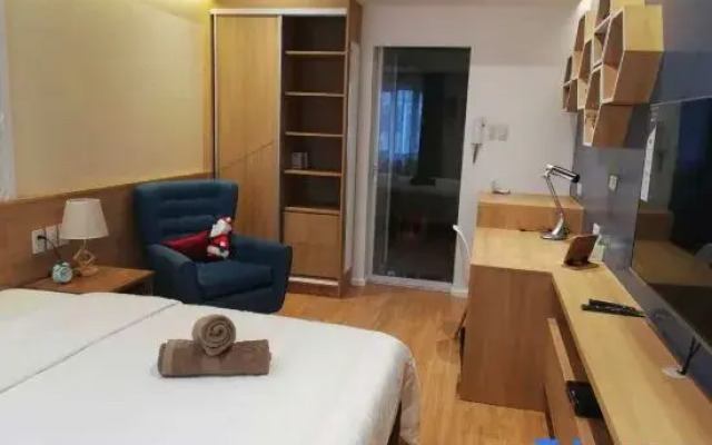 Modern Studio Condo - Shore near MOA 403