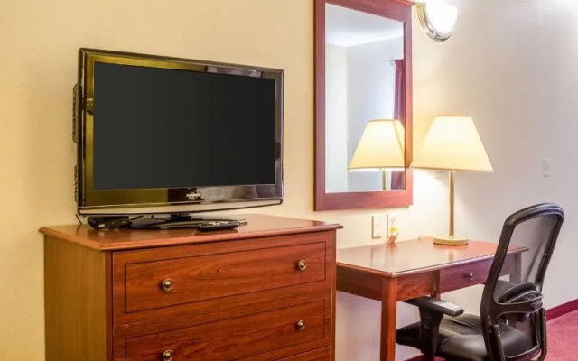 Holiday Inn Express Wichita North - Park City