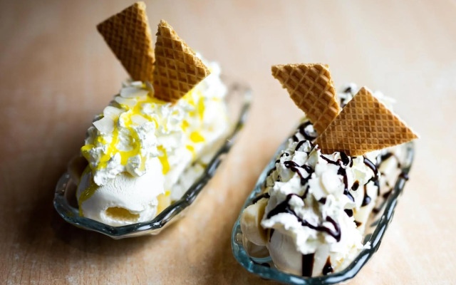 Top of the Town Hotel Motel