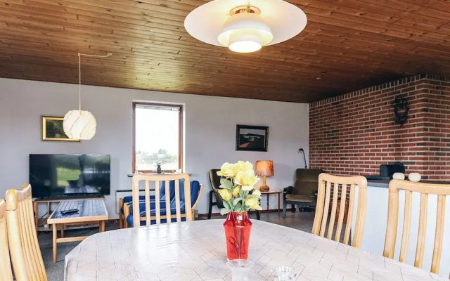 7 Person Holiday Home in Frostrup