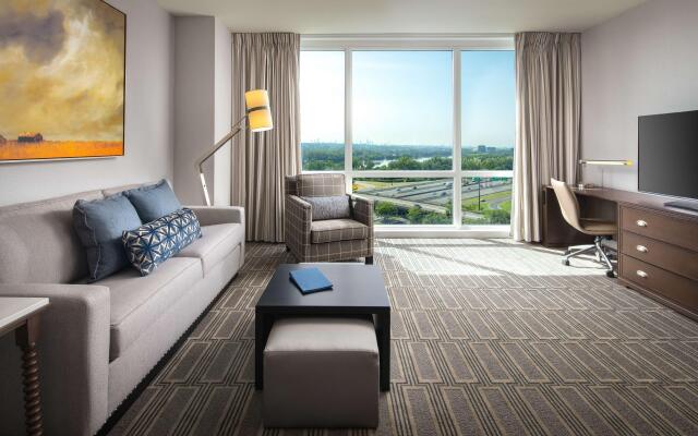 Homewood Suites by Hilton Teaneck Glenpointe