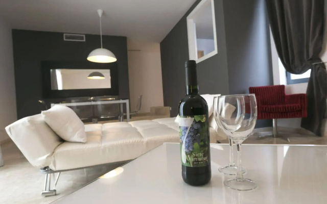 tuAnfitrion Elvira Suites
