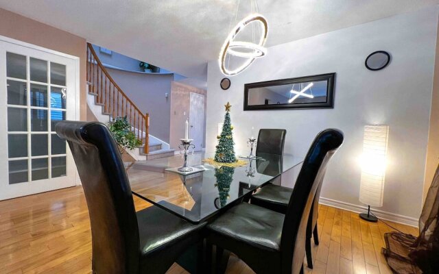 Spacious Family Home Close To Downtown With King Bed Num1