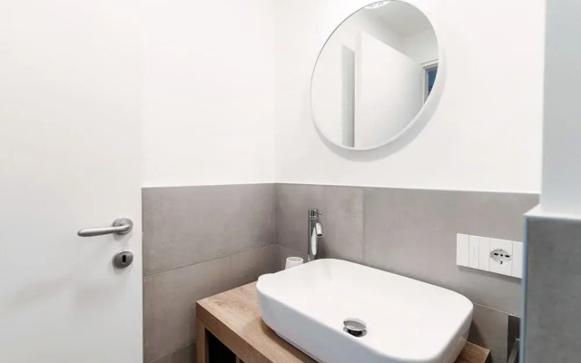 Marinetti Suite 9