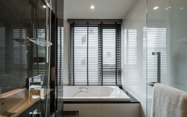 Destiny63 Ekamai Apartment