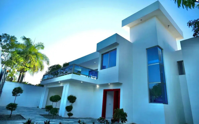 Villa Pravda Guerra 4BR 6BDS 12PAX