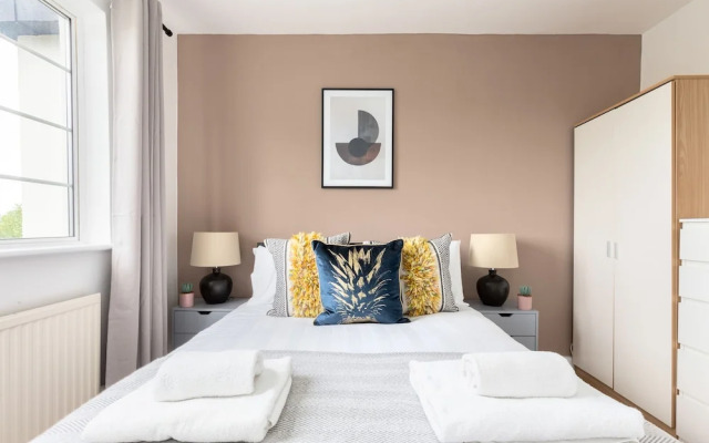 The Chiswick Collection