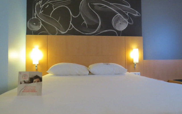 ibis Soissons Hotel