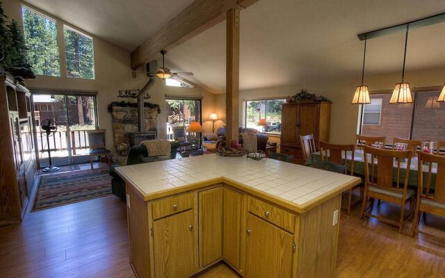 Merry Beary by Lake Tahoe Accommodations