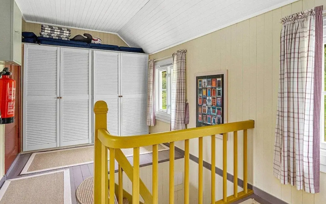 6 Person Holiday Home in Averoy
