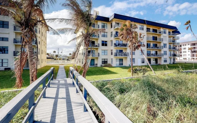 Sea Oats Condos