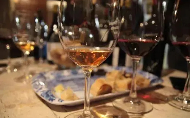Milorava's Guest House & Wine Cellar