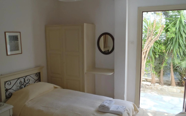 Studios and Suites Rania
