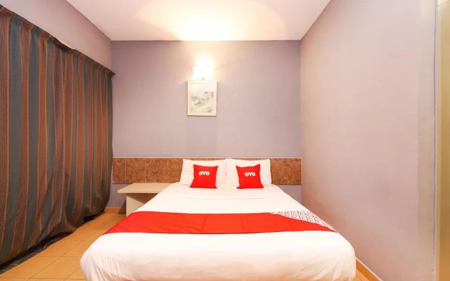 OYO 89676 Hotel 22