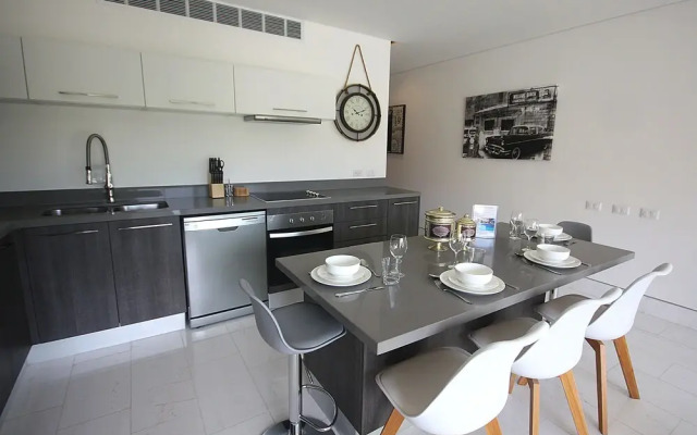 Calle 38 104 by iMexico