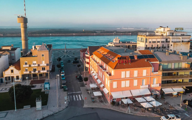 Hotel Farol