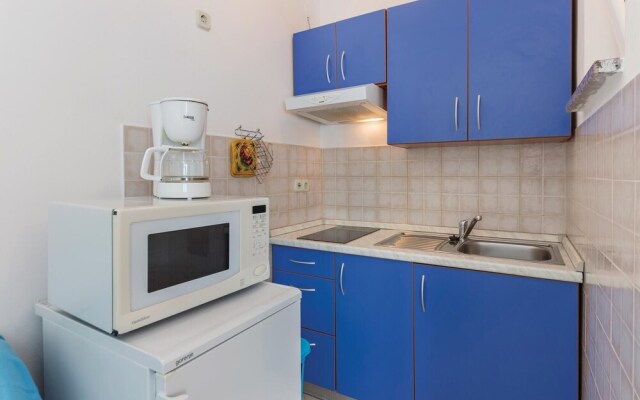Awesome Home in Banjole With Wifi and 1 Bedrooms