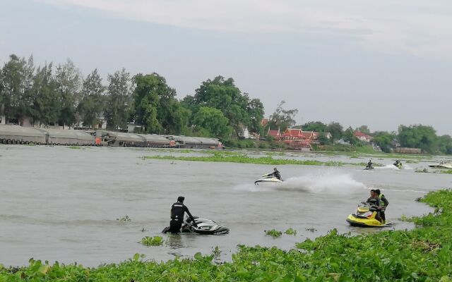 Lom Choi Home Stay Ayutthaya - Hostel