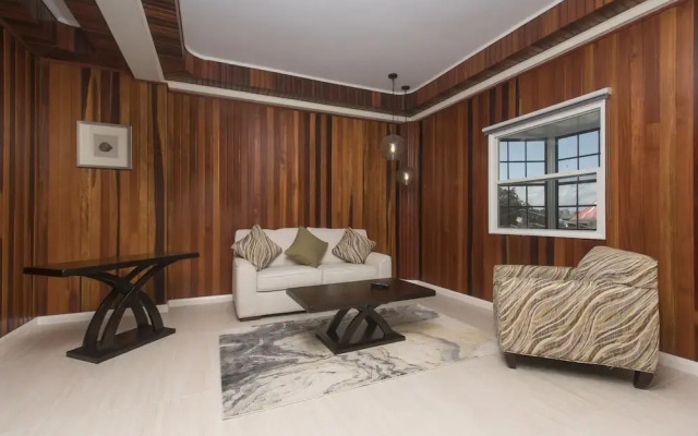 King's Hotel & Residences