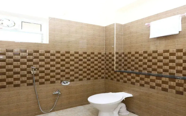 Oyo 40876 Sri Kamadhenu Residency