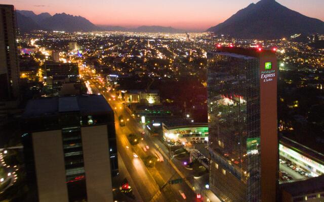 Holiday Inn Express & Suites Monterrey Valle by IHG