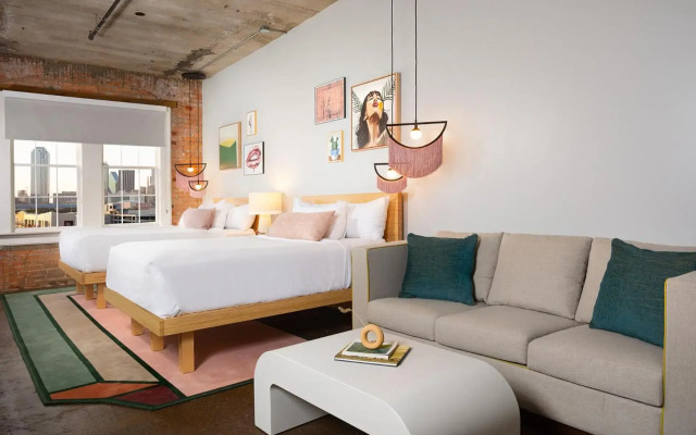 Canvas Hotel Dallas