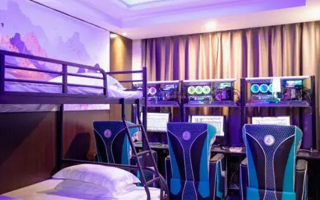 Huaihua Golden Hotel