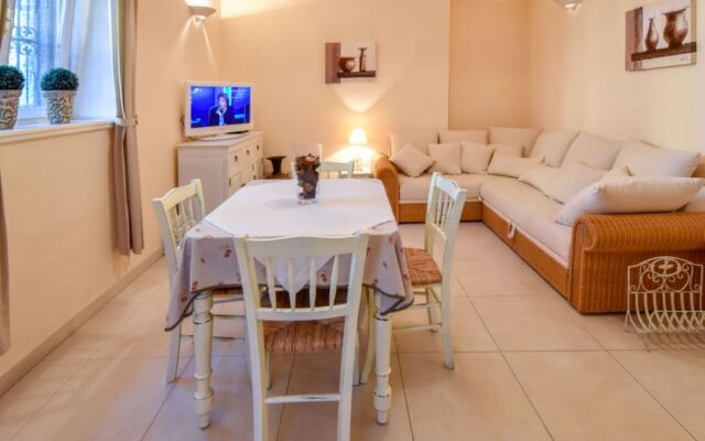 Villa Deni Civray 25842