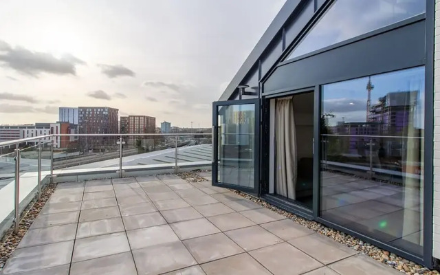 The Residence Coventry by Paymán Club