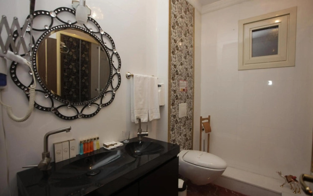 Marmaray Hotel