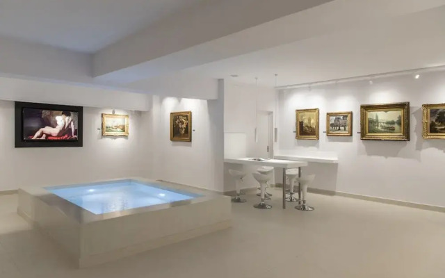 Gallery Suites & Residences