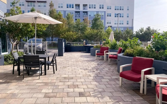 Staybridge Suites St. Petersburg Downtown by IHG
